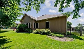 6989 141st St, Basehor, KS 66007