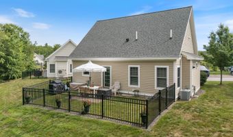 25 Adams Ln, Arundel, ME 04046