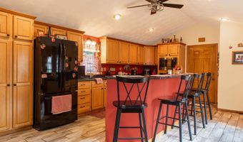 211 Warren St, Albany, WI 53502