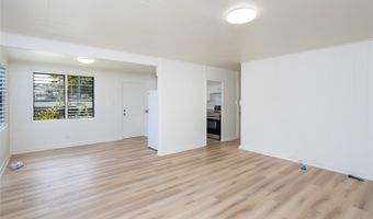 628 Kunawai Ln B, Honolulu, HI 96817