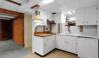 41 Briarwood Dr, Athens, OH 45701