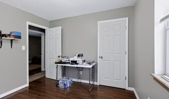 880 Oak Crst, Baxter Springs, KS 66713