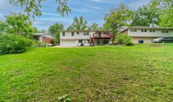 1226 Wissmann Dr, Ballwin, MO 63011