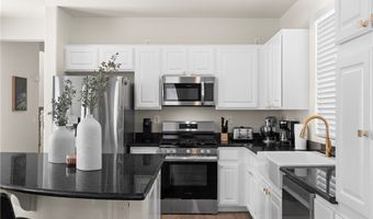 10242 Garden State Dr, Las Vegas, NV 89135