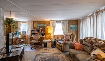 9237 Silver Falls Hwy SE, Aumsville, OR 97325