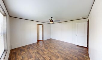 2401 Gene Ave, Albert Lea, MN 56007