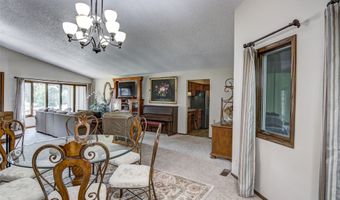 608 Manor Ct, Altoona, WI 54720