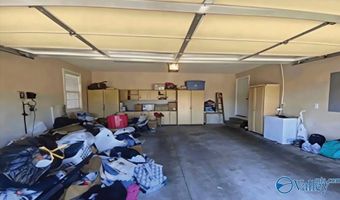 524 Kitchens Dr, Arab, AL 35016