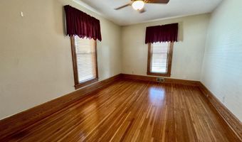 911 Pine St, Atlantic, IA 50022