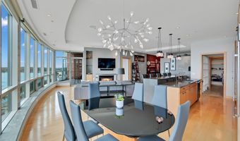 350 S Hamilton St 901, Madison, WI 53703