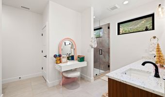 348 E HIDDEN LAKE Dr, Bountiful, UT 84010