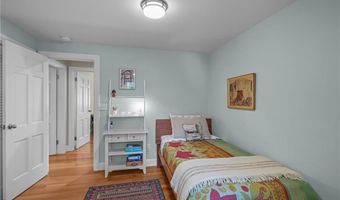 12 Half Mile Rd, Barrington, RI 02806
