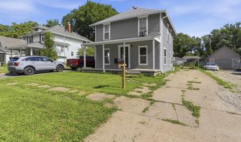 319 NE 6th St, Abilene, KS 67410