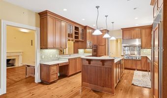 46 Hawthorne Rd, Bluffton, SC 29910