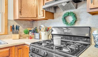 415 W Winds, Almont, MI 48003