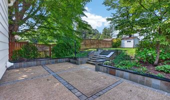 10228 HATHERLEIGH Dr, Bethesda, MD 20814