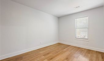 1808 SW D St, Bentonville, AR 72712