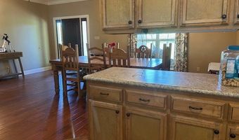 103 Redbud Dr, Batesville, MS 38606