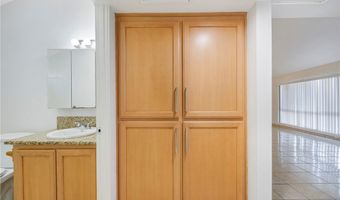2204 E La Palma Ave D, Anaheim, CA 92806