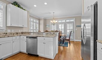 101 Bay Ridge Dr, Atlantic Beach, NC 28512
