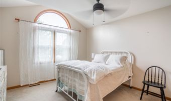 4161 NE 88th St, Altoona, IA 50009