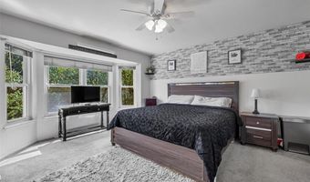 3289 Five Oaks Dr, Arnold, MO 63010
