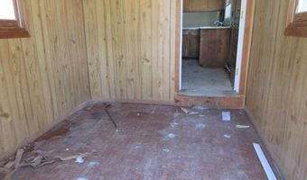 29 Hutchinson Dr, Augusta, ME 04330