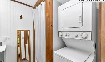 236 Laurel Ridge Rd, Banner Elk, NC 28604