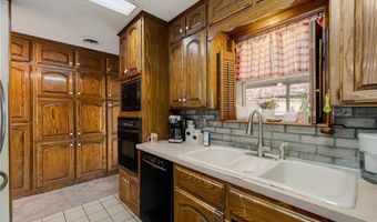1228 Alma North St, Alma, AR 72921