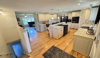 24211 S SCHUEBEL SCHOOL Rd, Beavercreek, OR 97004