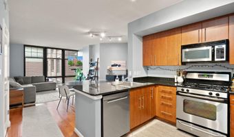 1021 N GARFIELD St 517, Arlington, VA 22201