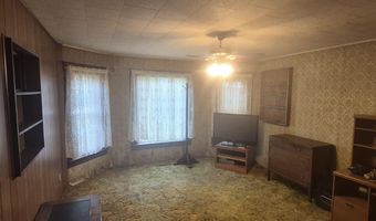 624 Upper St, Arlington, IA 50606