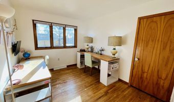 117 Elizabeth Dr, Aberdeen, SD 57401