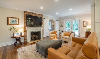 3729 Broadview Dr, Cincinnati, OH 45208