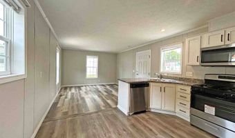 7055 Quarry Rd 8, Amherst, OH 44001