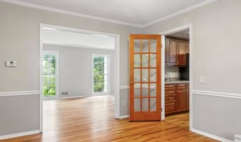 8732 FALLS CHAPEL Way, Potomac, MD 20854
