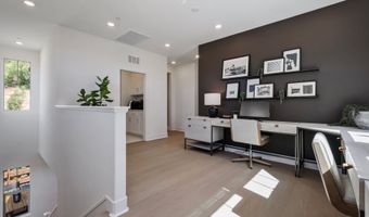 748 Edward Scholle Dr, Camarillo, CA 93010