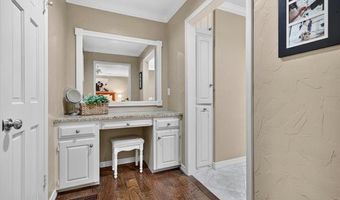 1330 Evergreen Dr, Bartlesville, OK 74006
