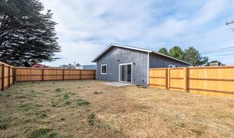 1105 Baltimore Ave SE, Bandon, OR 97411