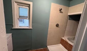 17 Grove Ave, Albany, NY 12208