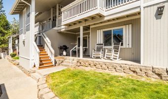 1527 NW Juniper St Apt 2, Bend, OR 97703