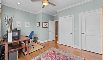 15 SEATON Pl NE 2, Washington, DC 20002