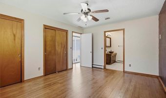 115 S Mulberry St, Adrian, MO 64720