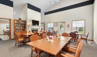 2100 Burr Oak Dr Ln B, Austin, MN 55912