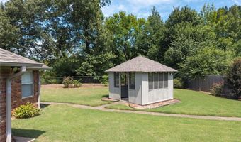 2629 Whitney Ln, Alma, AR 72921
