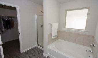 6720 Tiger Pointe Dr, Baton Rouge, LA 70817