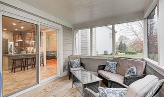 6052 Pine Bluff Dr, Avon, IN 46123