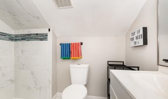 1662 Rosemont Ave, Cincinnati, OH 45205