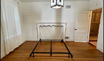 202 Bates St, Batesville, MS 38606