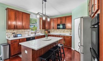 1241 Bradford Ln, Antioch, IL 60002